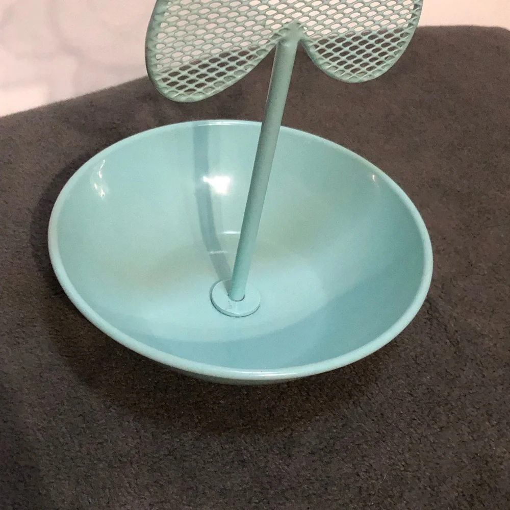 Flower Power Metal Jewelry Stand